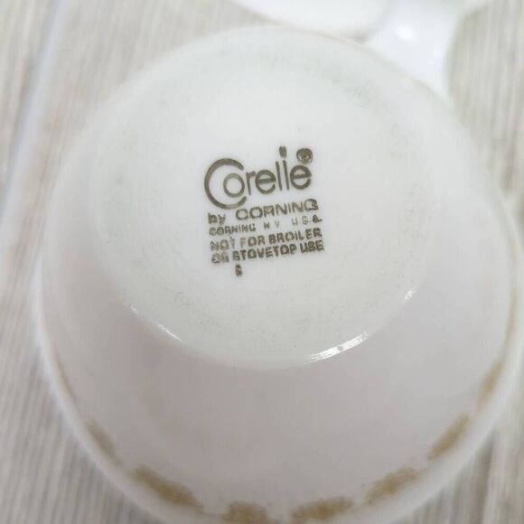 Set of 9 Vintage Corelle Butterfly Gold Flat Cups with Hook Handle Discontinued - Picture 6 of 6